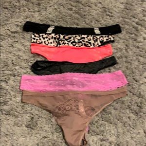 VS & Aerie Thongs